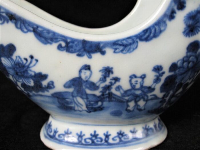 18th century chinese qianlong sauce boat c1790 3893