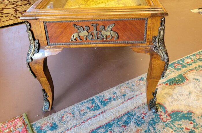 1940s luis xv style vitrine or bijouterie coffee accent table 1783