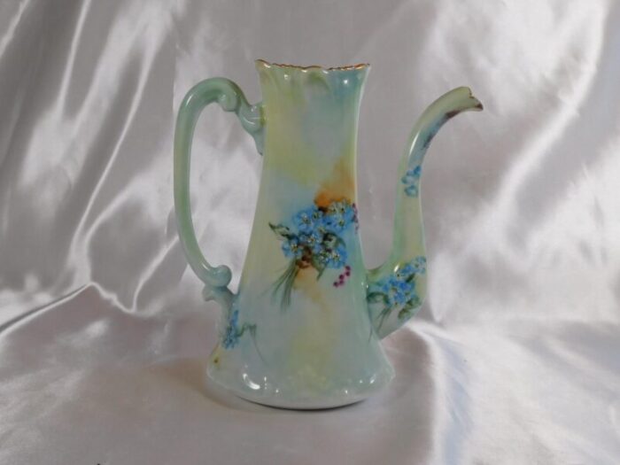 1940s tressemanes and vogt limoges tea pot 7830