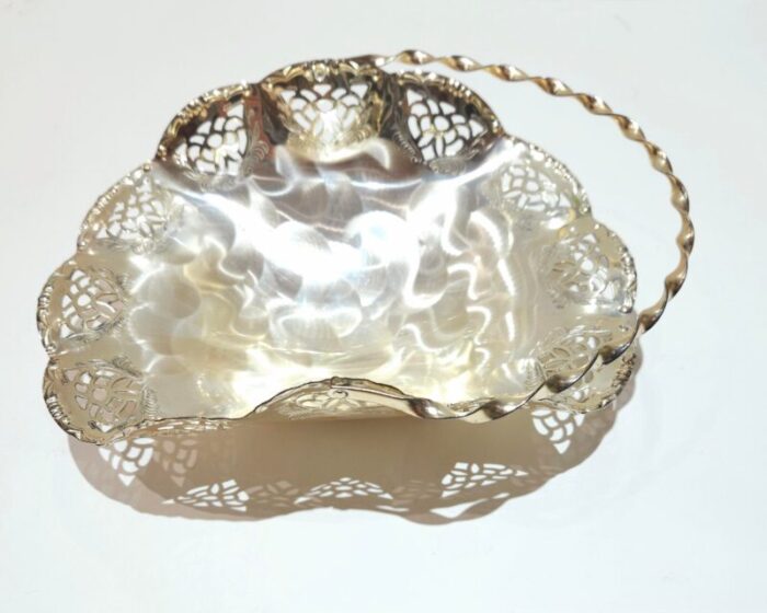 1960s silver plated brass swing handle basket dish 6587