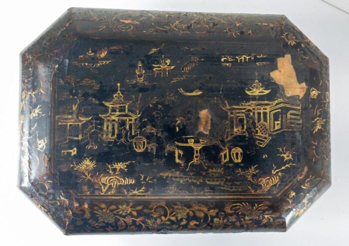 19th century chinese or japanese chinoiserie sewing box 4