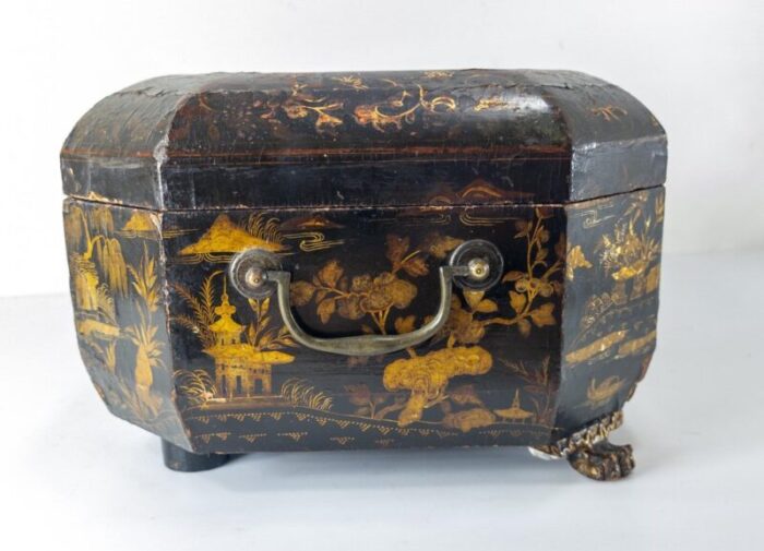 19th century chinese or japanese chinoiserie sewing box 8