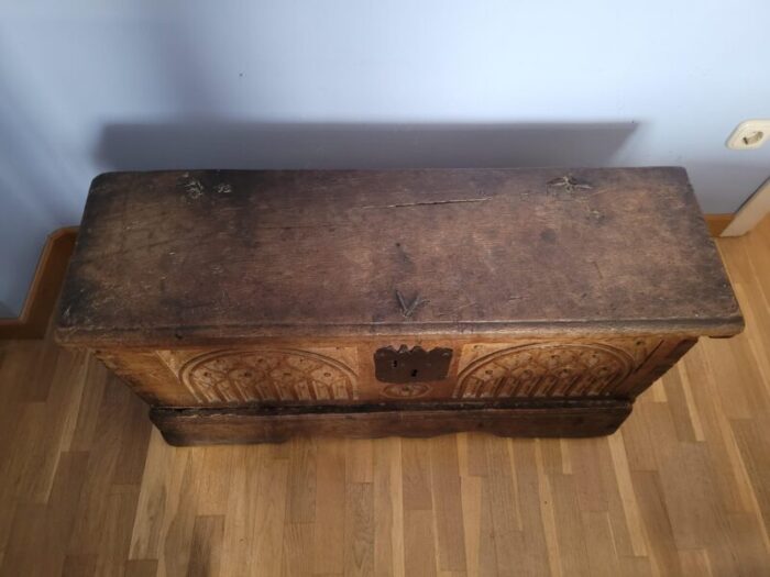 19th century gothic chest in oak wood north of castile 5940