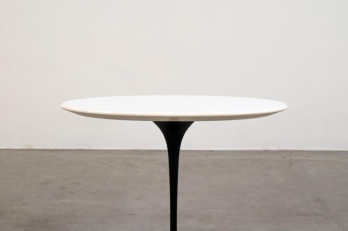 Eero Saarinen Tables 5 master