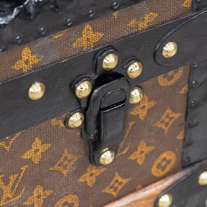 antique 20th century courier trunk in monogram canvas from louis vuitton france 1910s 11 1