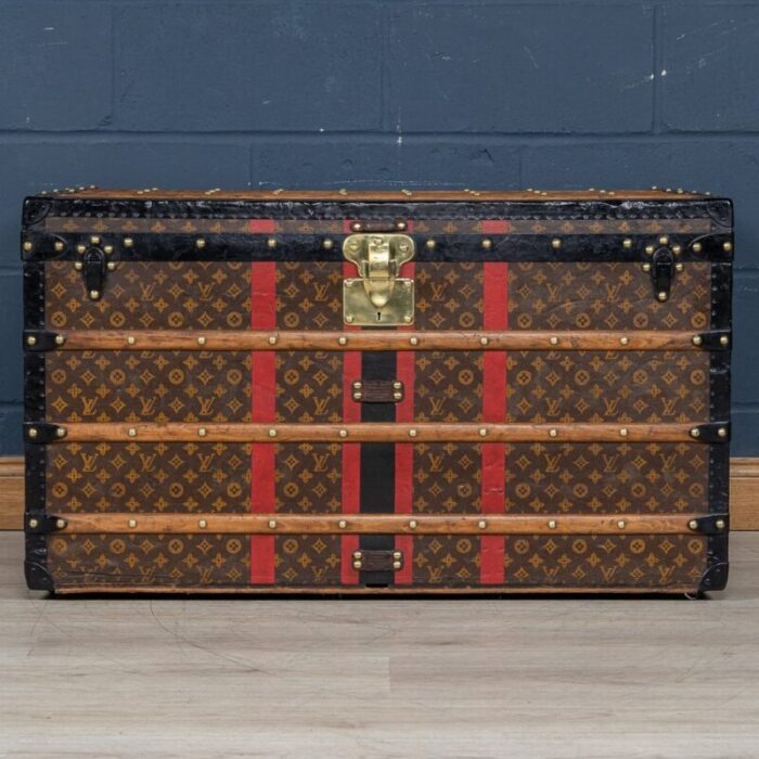 antique 20th century courier trunk in monogram canvas from louis vuitton france 1910s 30 1