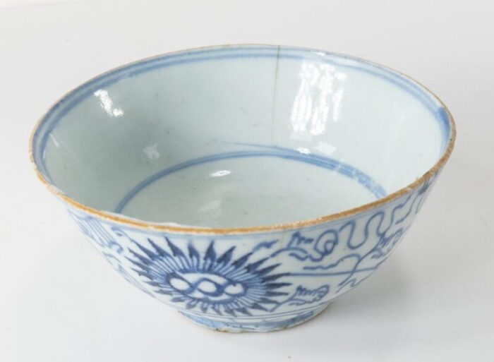 antique chinese blue and white provincial porcelain bowl 2