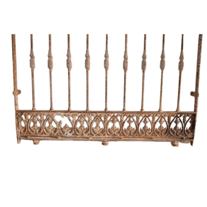 antique spanish fence 9385