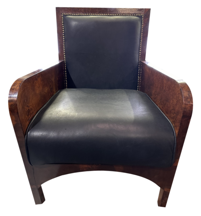 armchair in walnut and leather 1920s 4527