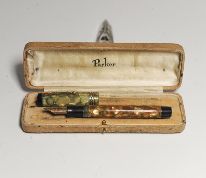 art deco duofold marbleised fountain pen and pencil set in original parker box from parker 1930s set of 2 0859