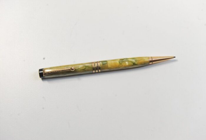 art deco duofold marbleised fountain pen and pencil set in original parker box from parker 1930s set of 2 5703