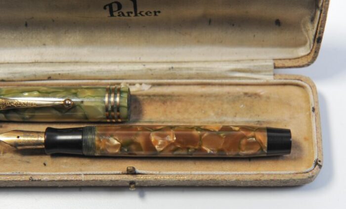 art deco duofold marbleised fountain pen and pencil set in original parker box from parker 1930s set of 2 7549