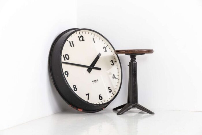 black industrial gents of leicester wall clock 1930s 2