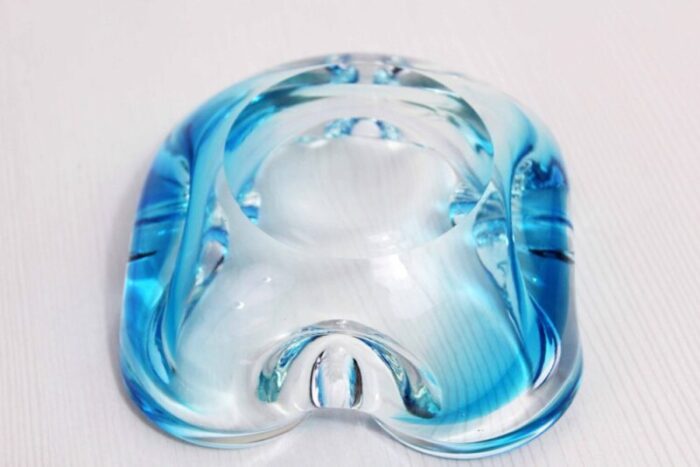 blue murano glass ashtray 1960s 4