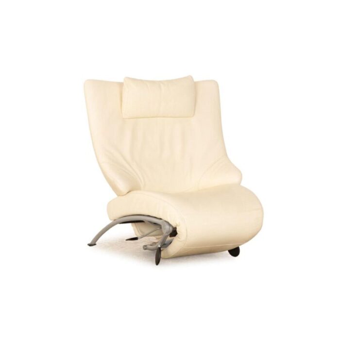 cream solo 699 leather lounge chair from wk wohnen 6221