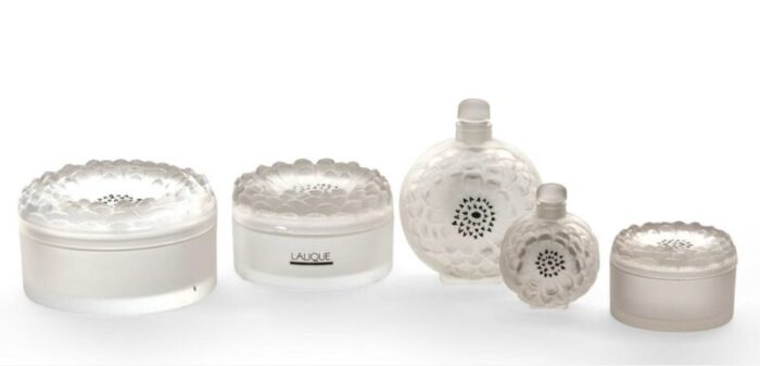 dalhia toiletry kit from lalique france set of 5 5869