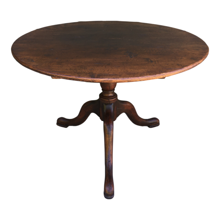 early 19th century english 45 round chestnut hunt table 1615