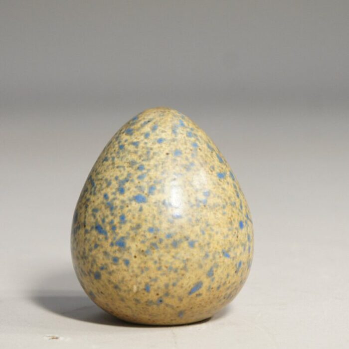 egg shaped ceramic sculpture by jorgen baekmark 1950s 1