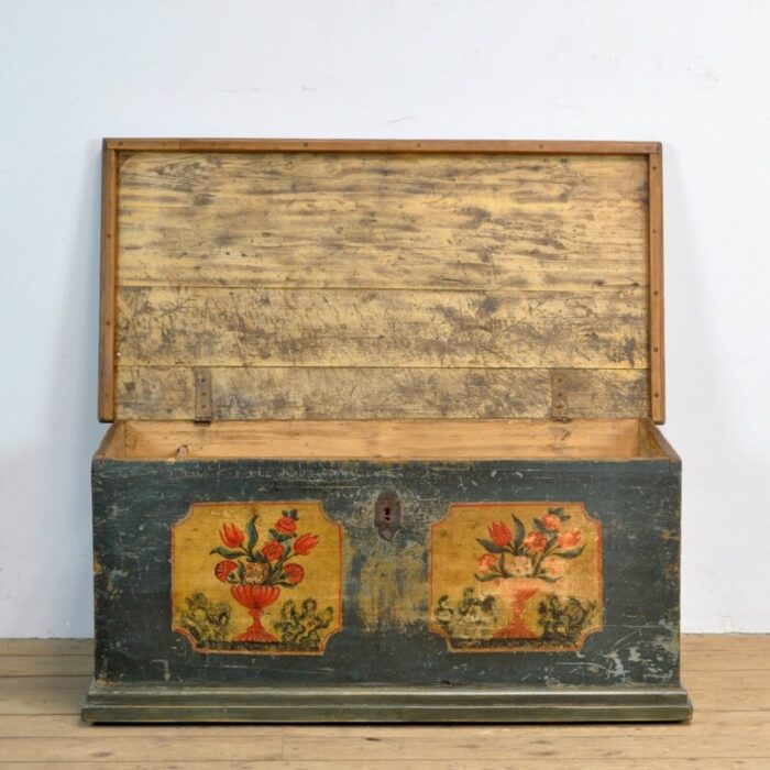 folk art wedding chest 1870s 4