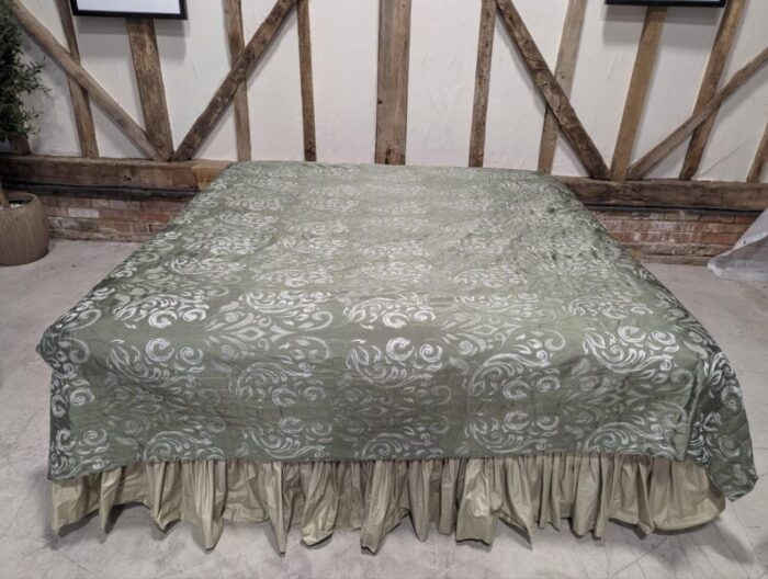 frette green bedspread 1