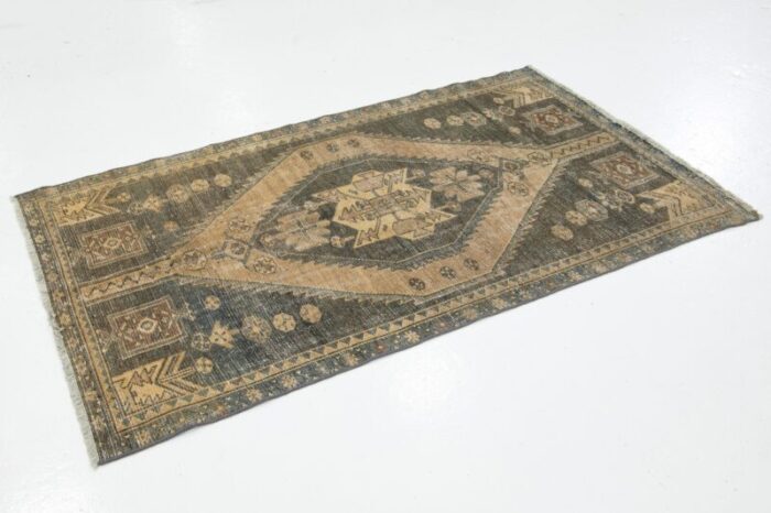 gray geometric designed persian vintage wool rug 5830