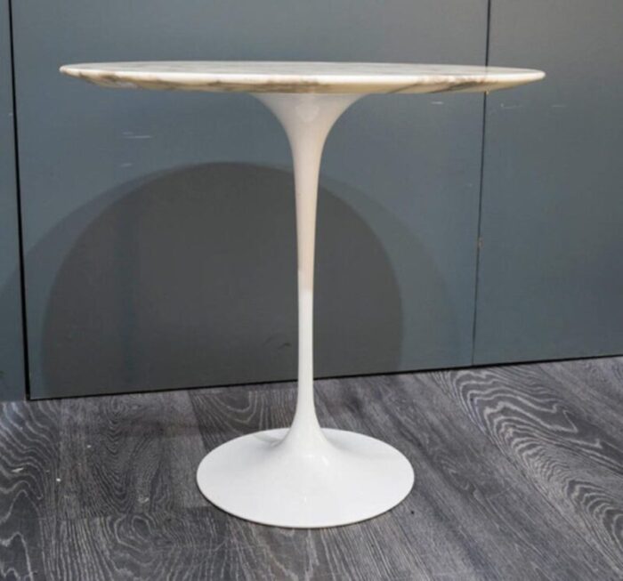 gueridon in oval marble by eero saarinen 1960 6587