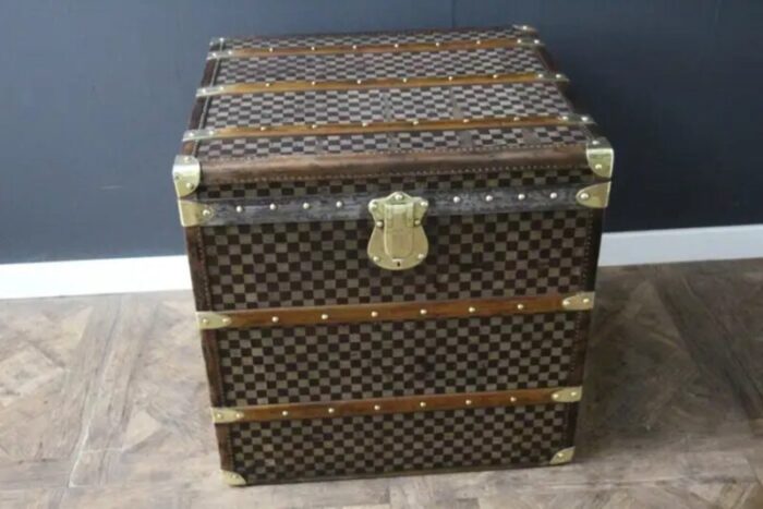 hat trunk from moynat 1900s 2