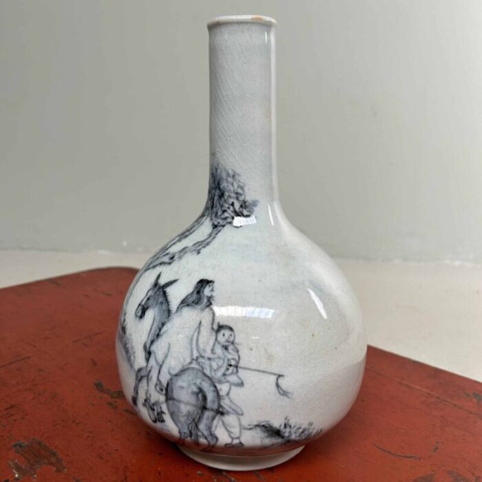 ikebana flower vase with horseman japan 1920s 11