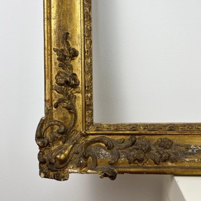 large antique gilt wooden frame 6