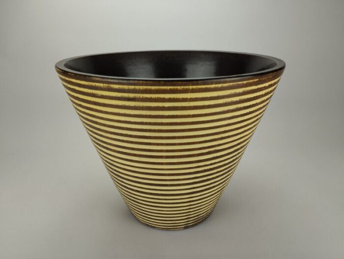 large mid century planter with terra incised decoration by duemler breiden 1950s 1