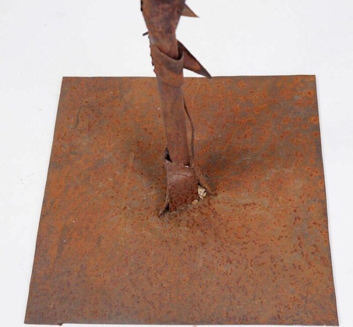 large rusted sculpture 2000s metal 2643