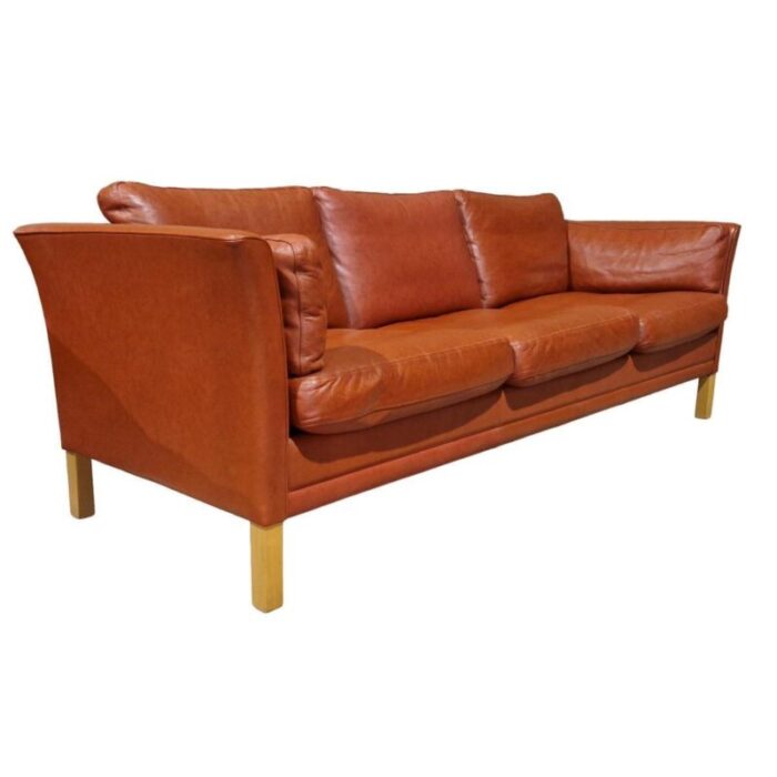 large scandinavian 3 seater leather sofa 4554