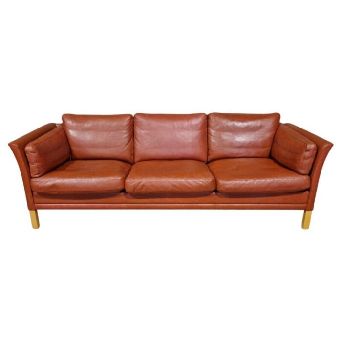 large scandinavian 3 seater leather sofa 9304