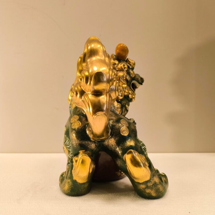 lion of foo figurine in porcelain japan 20th century 2701