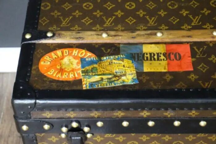 mail trunk in monogram canvas by louis vuitton 1920 12