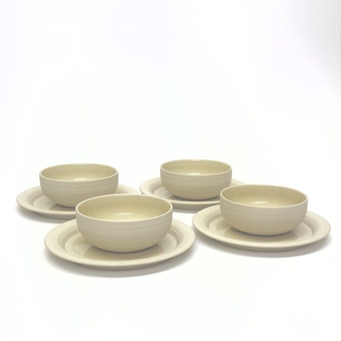 matte and gloss dinner set by hornsea concept place settings for 4 22 pieces 3461