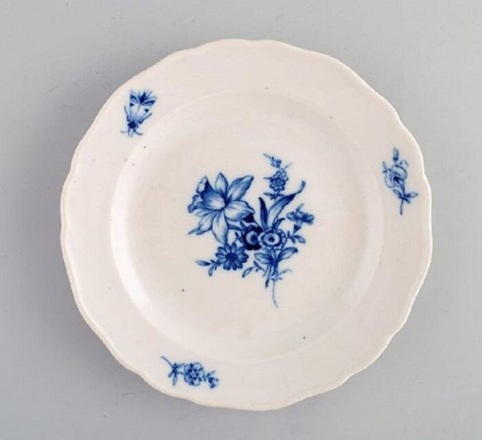 meissen plates 1920s set of 3 3 scaled