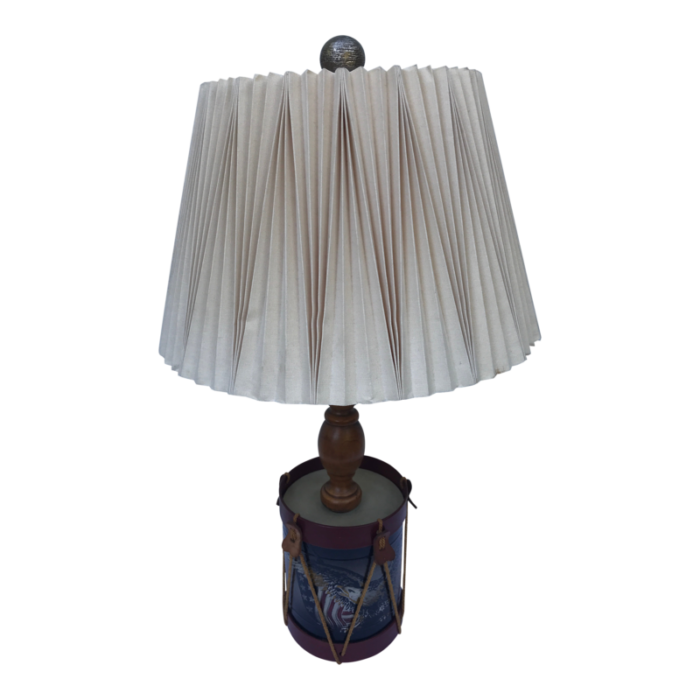 mid 20th century american eagle lamp with fan shade 7597