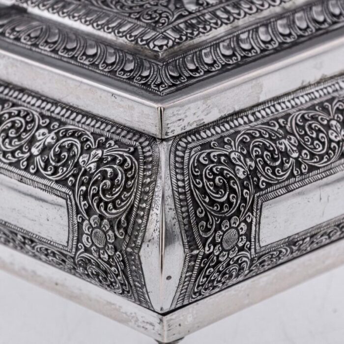 mid 20th century sri lankan silver repousse box colombo 1930s 11