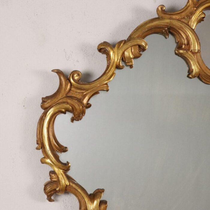 mirror with carved and gilded frame 4