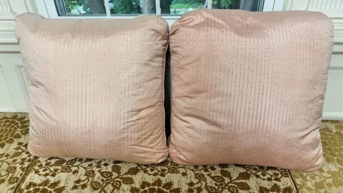 pink sheen decorative pillows a pair 3023