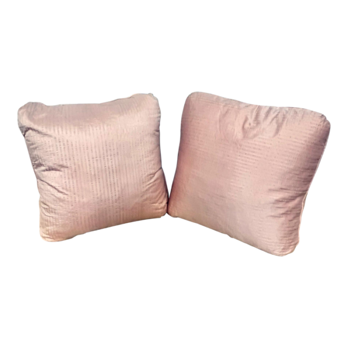 pink sheen decorative pillows a pair 9162