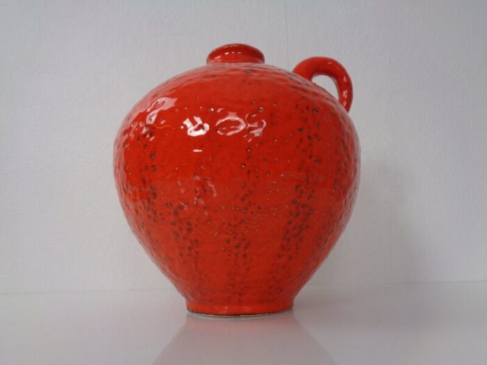 red ceramic vase by heinz siery for carstens 1960s 4