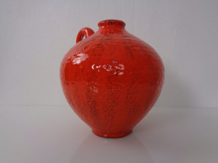 red ceramic vase by heinz siery for carstens 1960s 5