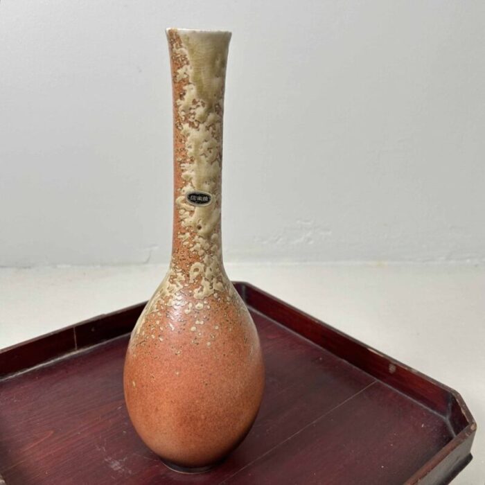 shigaraki flower vase 1960s 4