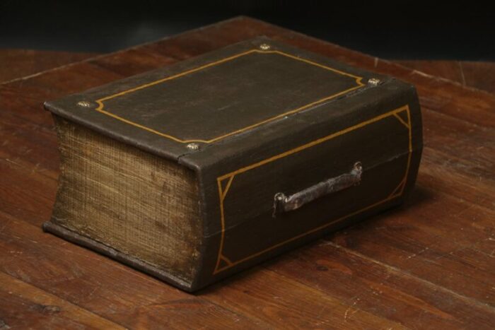 small box trunk in the shape of a book 5