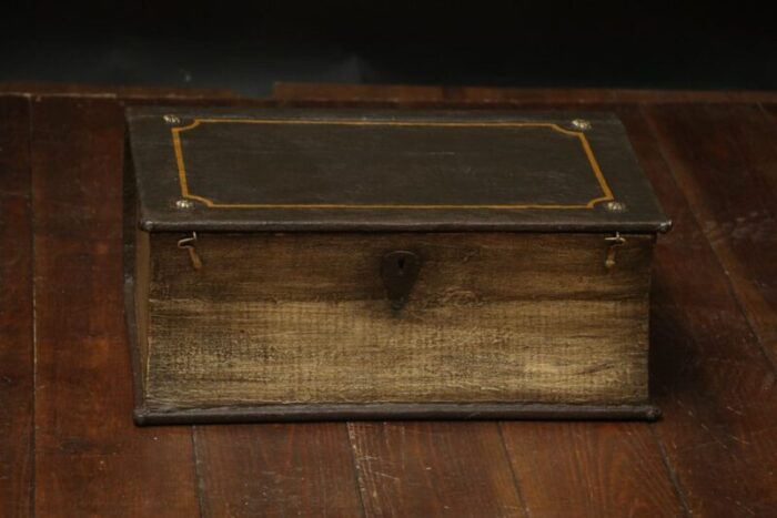 small box trunk in the shape of a book 9