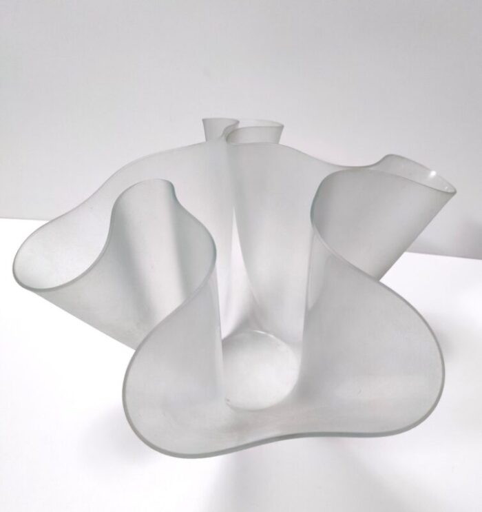 transparent glass cartoccio vase attributed to pietro chiesa for fontana arte italy 1960s 5