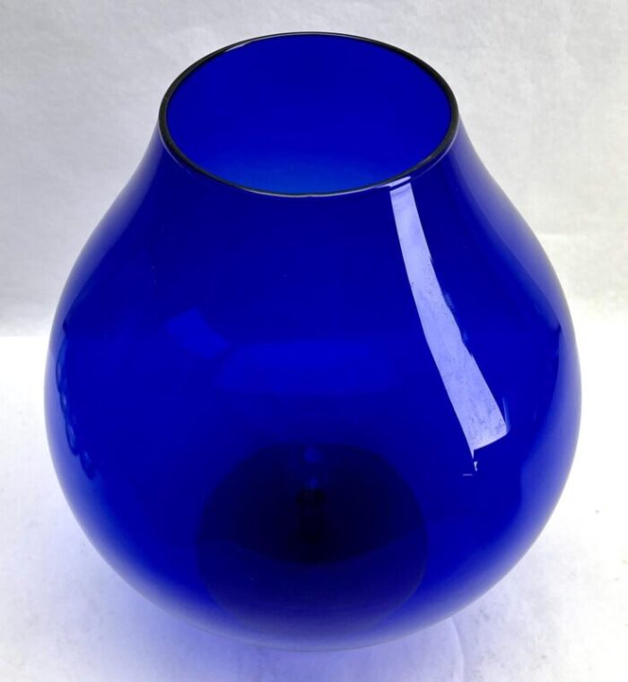 vintage italian cobalt opalescent opaline vase on base florence 1960s 4