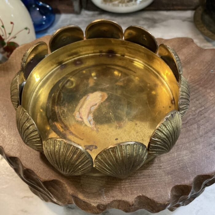 vintage mottahedeh brass clamshell catchall dish or wine coaster 2281